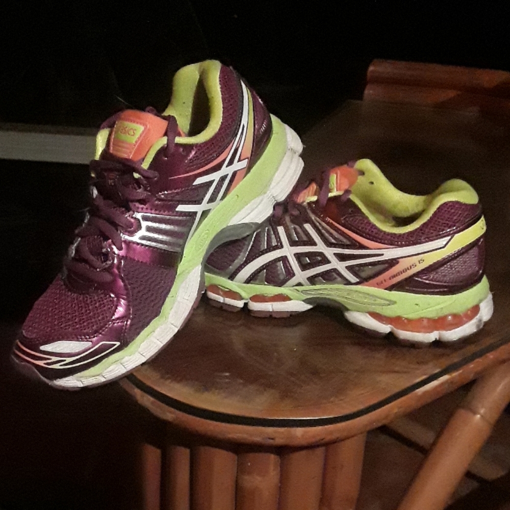 Asics womens Gel Nimbus 15
